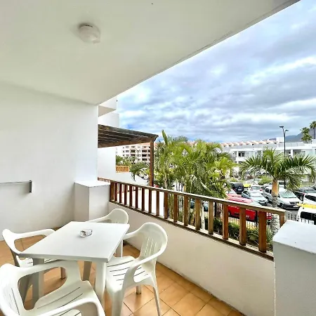 Apartamento Con Piscina Compartida, Wifi, Cerca Playa In Tenerife Sur Apartman Los Cristianos