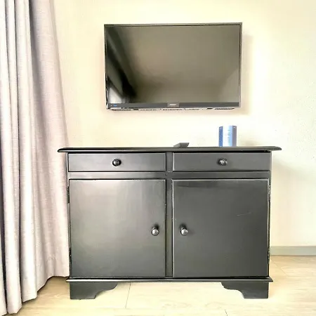 Apartamento Con Piscina Compartida, Wifi, Cerca Playa In Tenerife Sur شقة لوس كريستيانوس